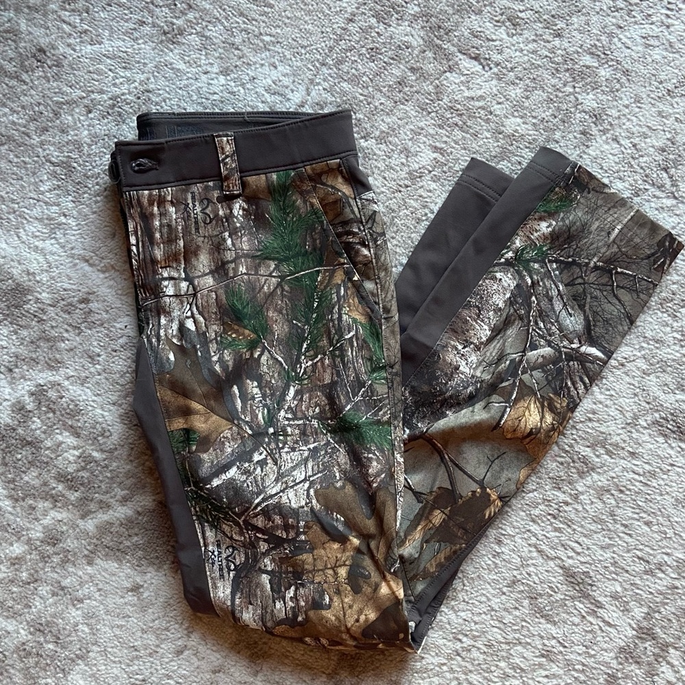 Women’s Under Armour Realtree Extra Pants